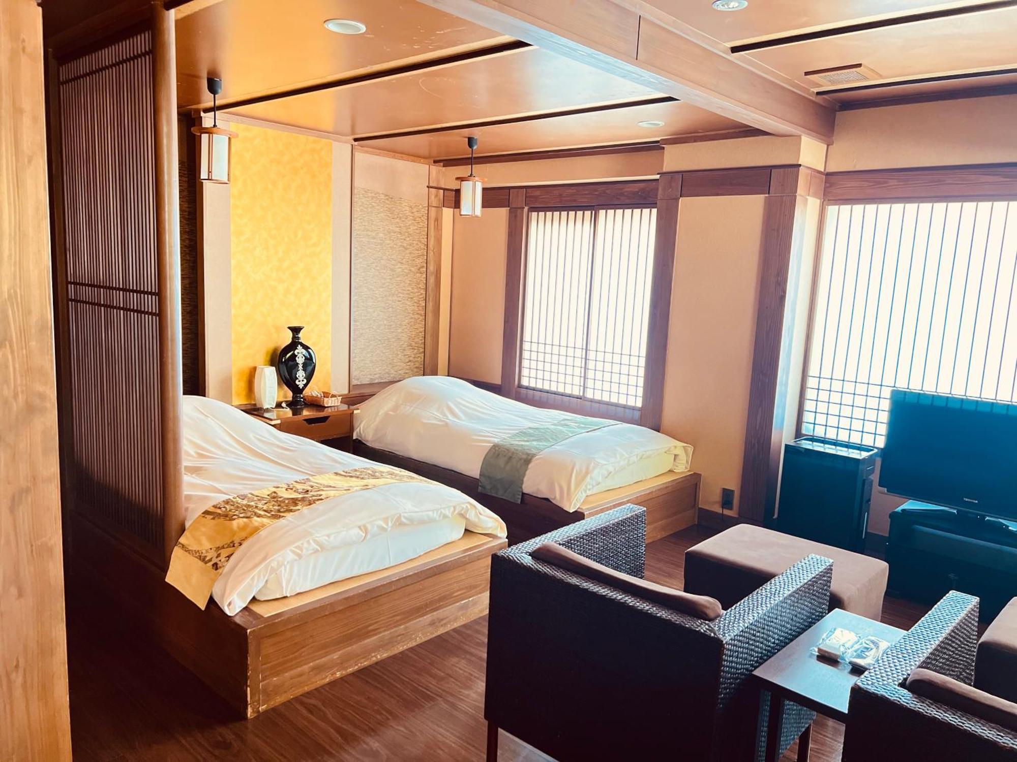 Mansuirou Hotel Misasa Екстериор снимка